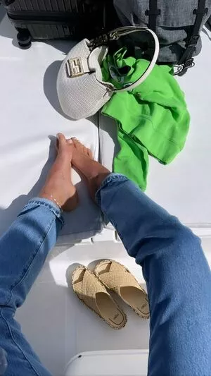 Bruna Marquezine / brumarquezine / brunamarquezine nude photo #0068