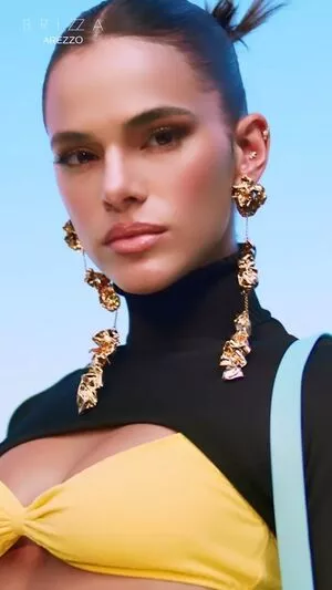 Bruna Marquezine / brumarquezine / brunamarquezine nude photo #0098