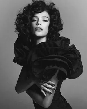 Bruna Marquezine / brumarquezine / brunamarquezine nude photo #0283