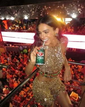 Bruna Marquezine / brumarquezine / brunamarquezine nude photo #0291