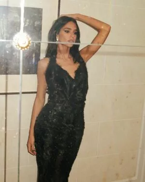 Bruna Marquezine / brumarquezine / brunamarquezine nude photo #0383