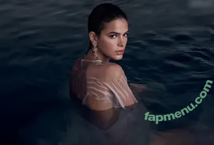 Bruna Marquezine / brumarquezine / brunamarquezine nude photo #0684