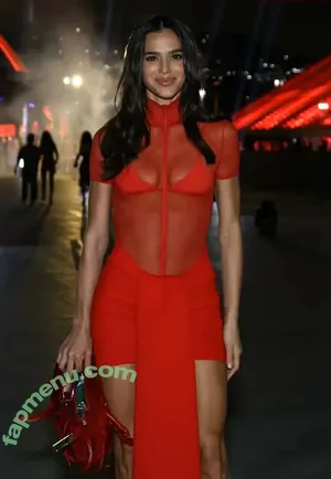 Bruna Marquezine / brumarquezine / brunamarquezine nude photo #0935