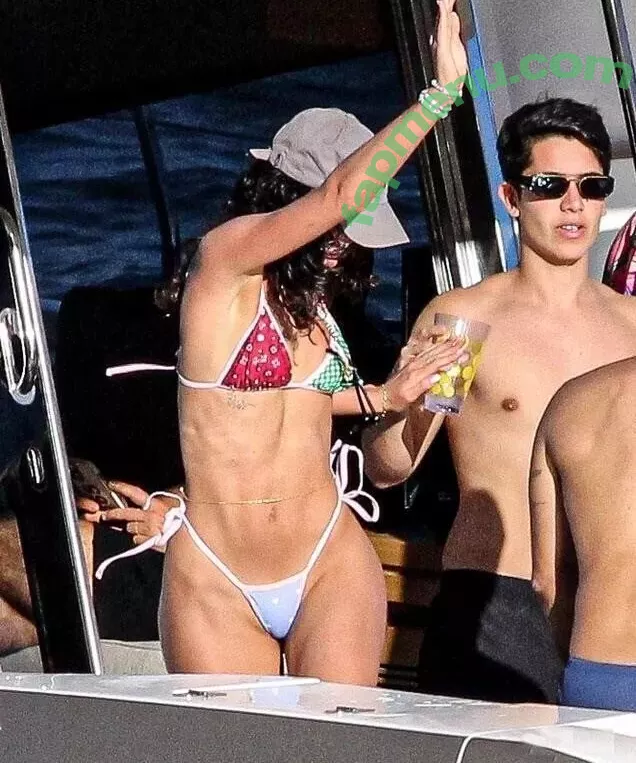 Bruna Marquezine nude photo #0055 (brumarquezine / brunamarquezine)