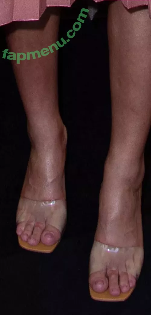 Bruna Marquezine nude photo #0138 (brumarquezine / brunamarquezine)