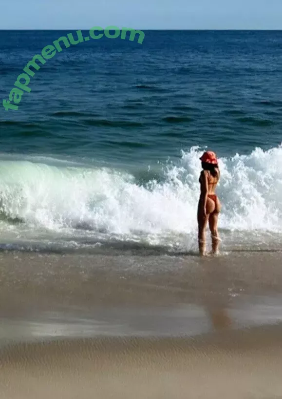 Bruna Marquezine nude photo #0144 (brumarquezine / brunamarquezine)