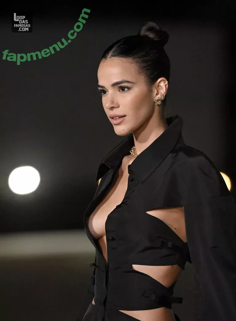 Bruna Marquezine nude photo #0148 (brumarquezine / brunamarquezine)