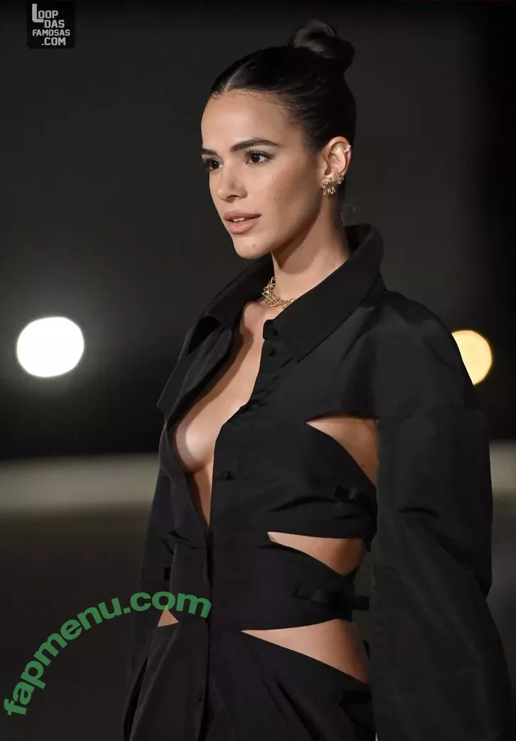 Bruna Marquezine nude photo #0149 (brumarquezine / brunamarquezine)