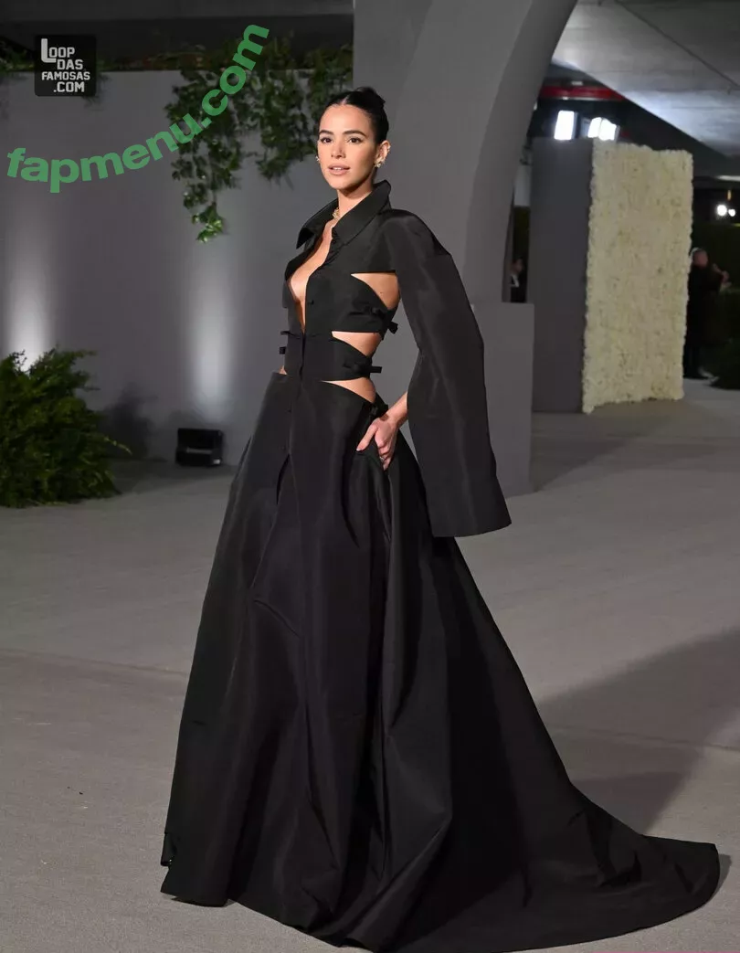 Bruna Marquezine nude photo #0153 (brumarquezine / brunamarquezine)