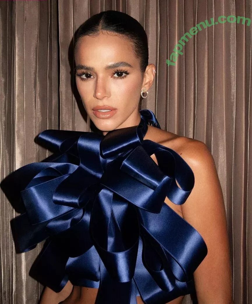 Bruna Marquezine nude photo #0177 (brumarquezine / brunamarquezine)
