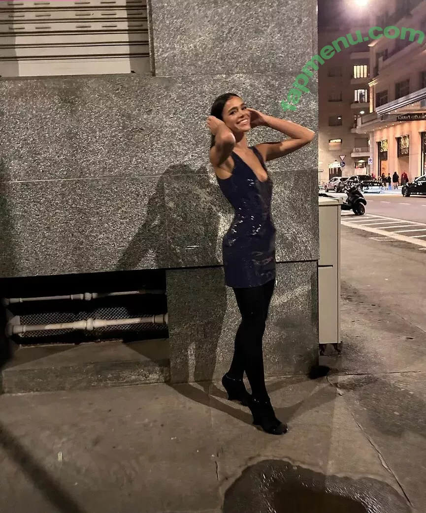 Bruna Marquezine nude photo #0249 (brumarquezine / brunamarquezine)