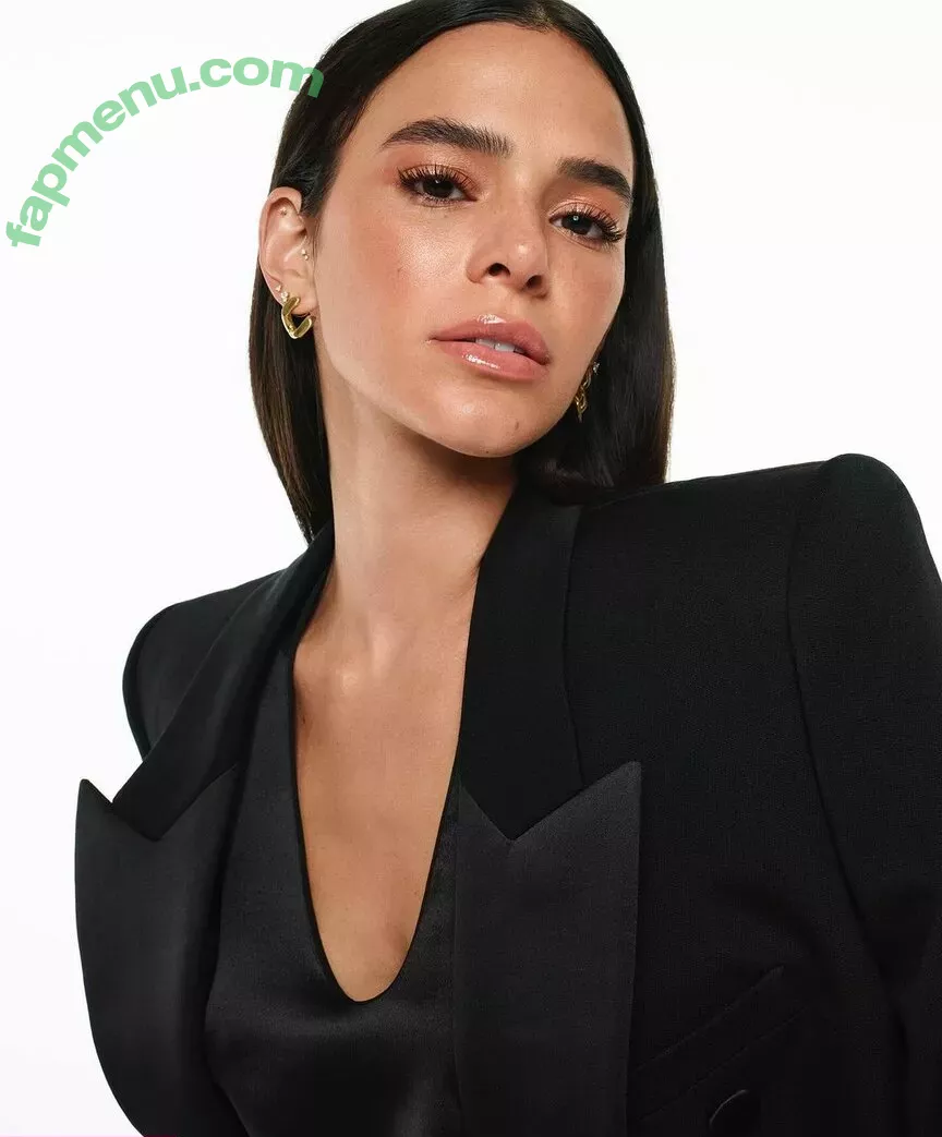 Bruna Marquezine nude photo #0289 (brumarquezine / brunamarquezine)