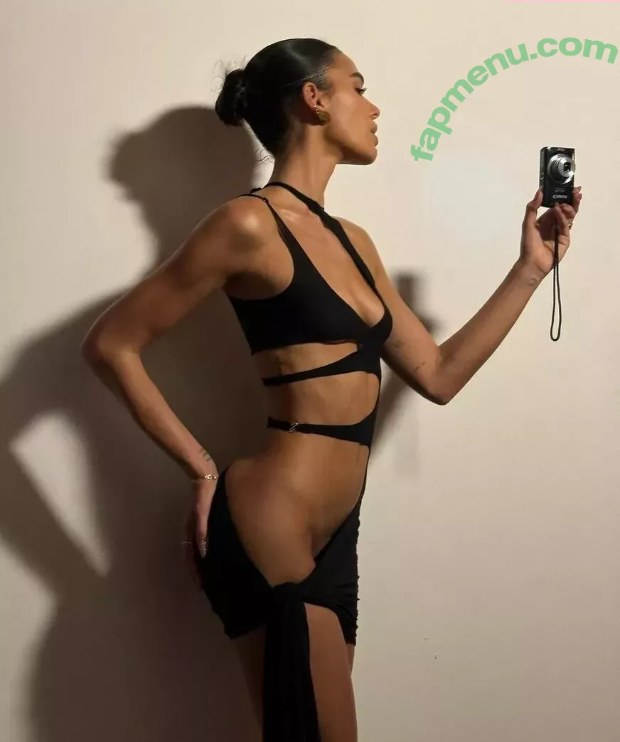 Bruna Marquezine nude photo #0331 (brumarquezine / brunamarquezine)