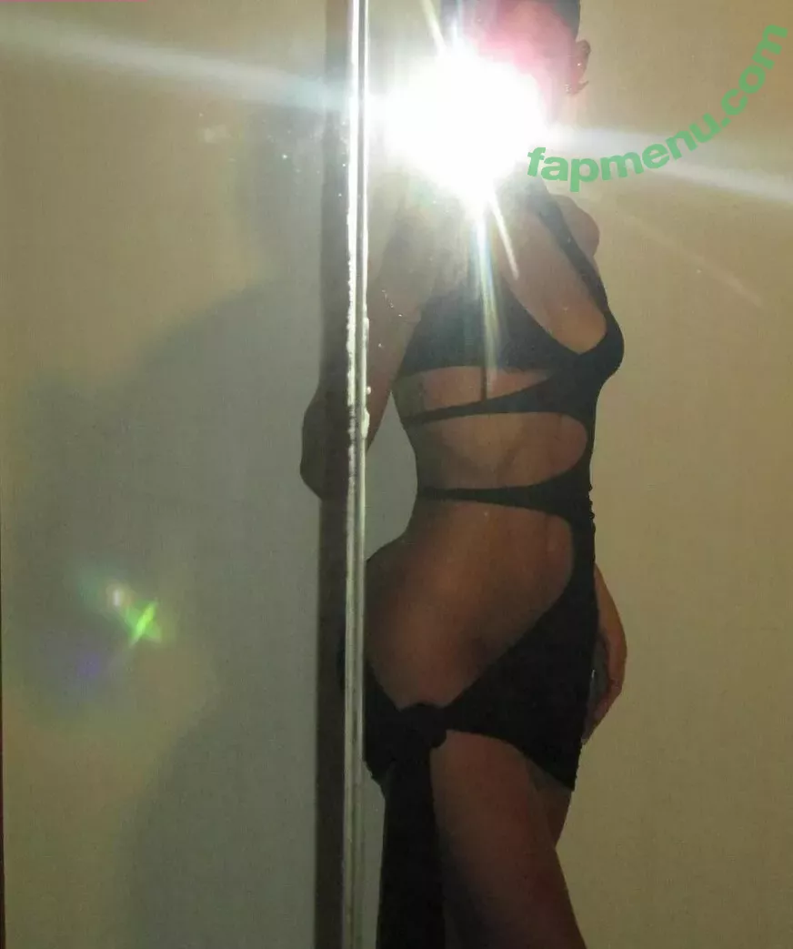 Bruna Marquezine nude photo #0333 (brumarquezine / brunamarquezine)