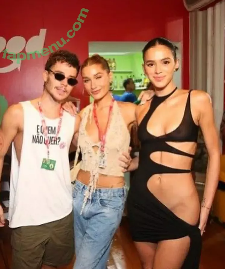 Bruna Marquezine nude photo #0336 (brumarquezine / brunamarquezine)