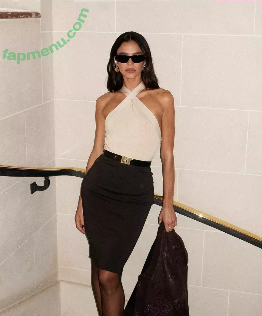 Bruna Marquezine nude photo #0358 (brumarquezine / brunamarquezine)