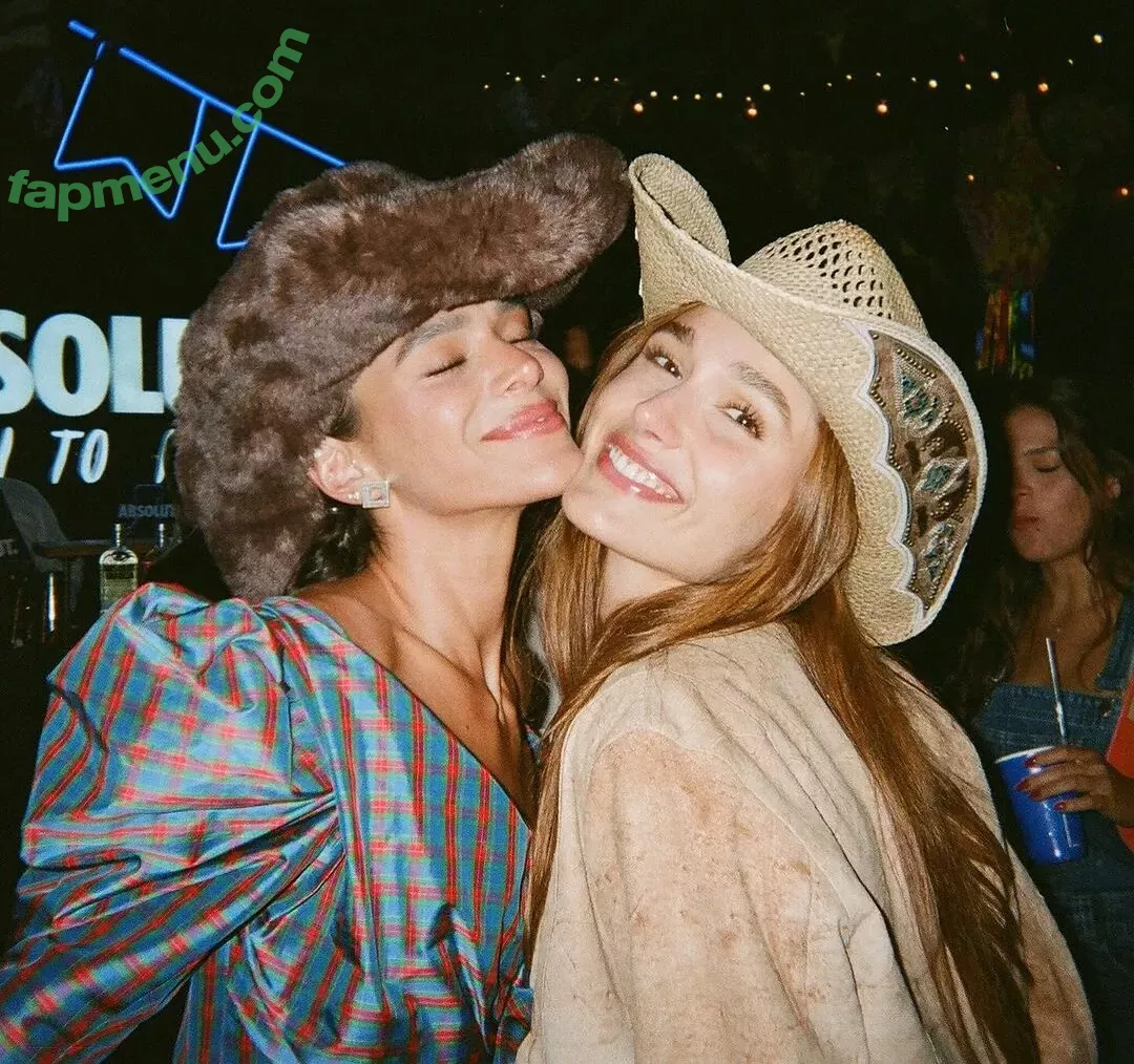 Bruna Marquezine nude photo #0439 (brumarquezine / brunamarquezine)