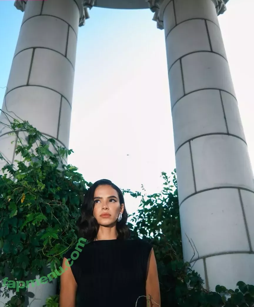 Bruna Marquezine nude photo #0452 (brumarquezine / brunamarquezine)