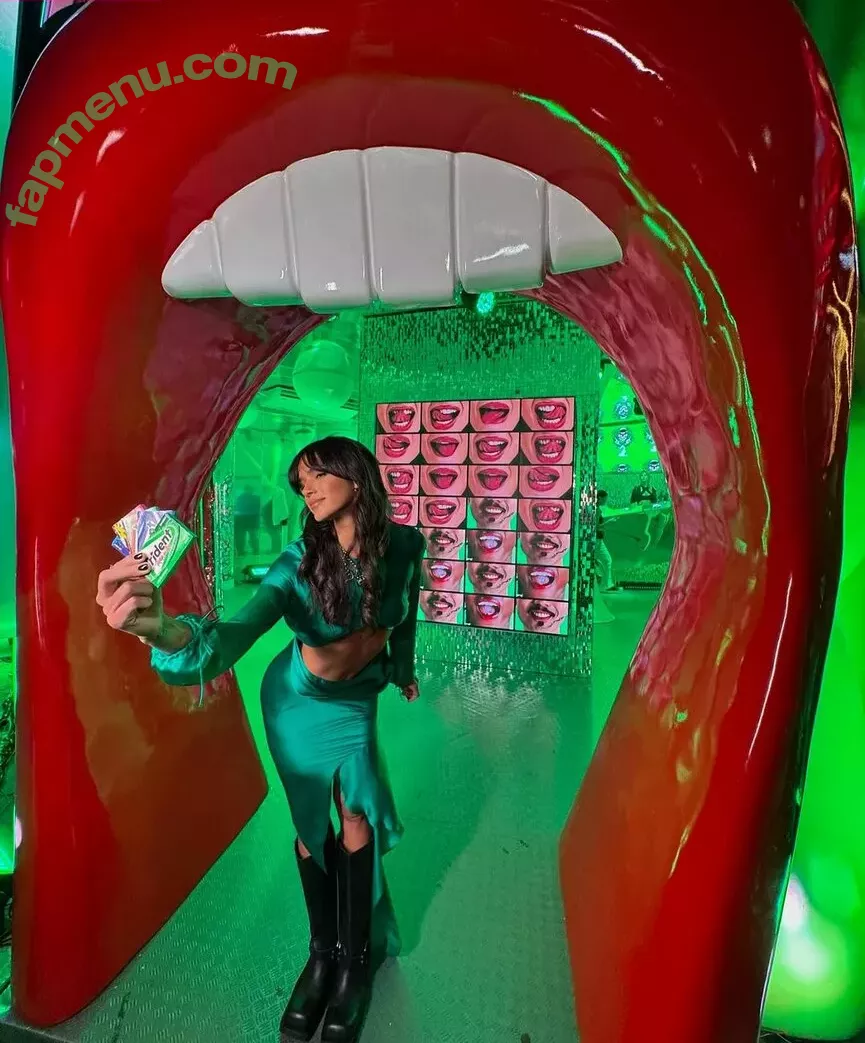 Bruna Marquezine nude photo #0455 (brumarquezine / brunamarquezine)