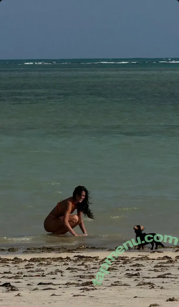 Bruna Marquezine nude photo #0656 (brumarquezine / brunamarquezine)