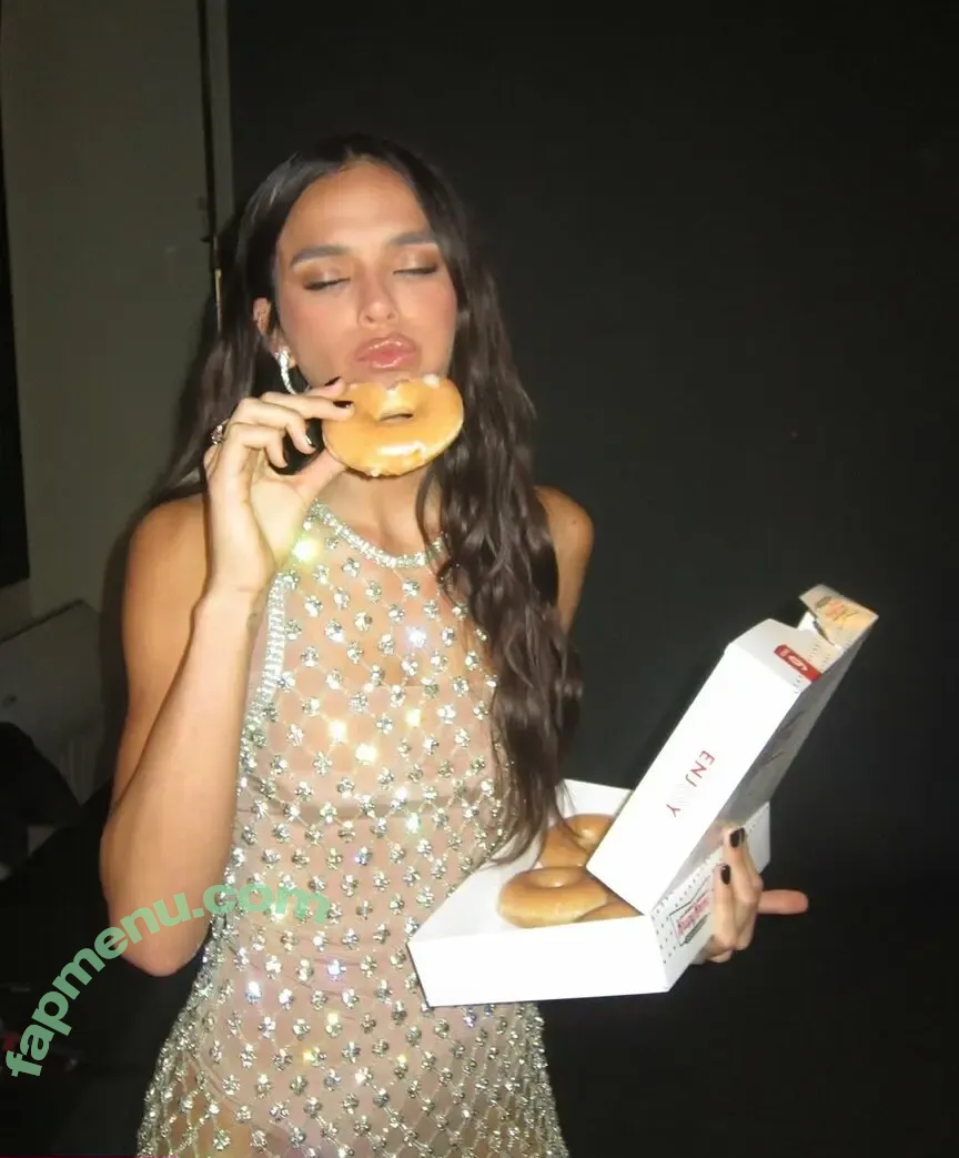 Bruna Marquezine nude photo #0945 (brumarquezine / brunamarquezine)