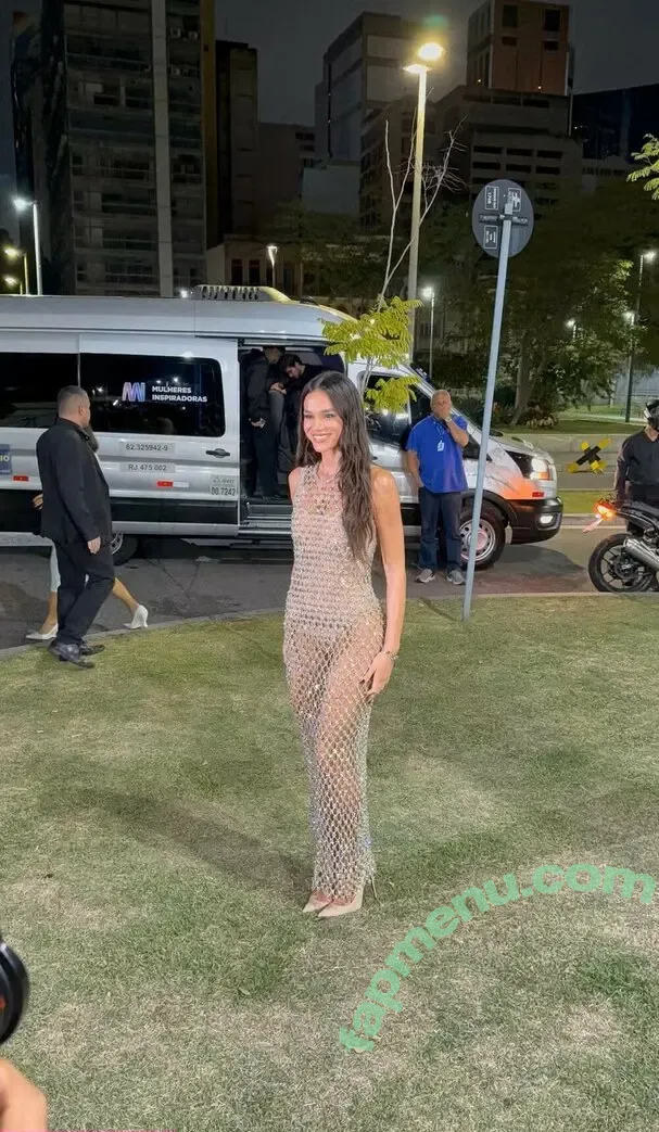 Bruna Marquezine nude photo #0973 (brumarquezine / brunamarquezine)