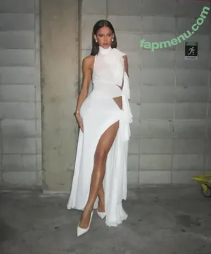 Bruna Marquezine / brumarquezine / brunamarquezine nude photo #1147