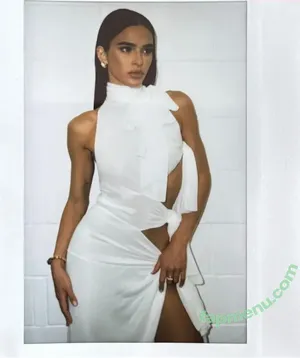 Bruna Marquezine / brumarquezine / brunamarquezine nude photo #1148