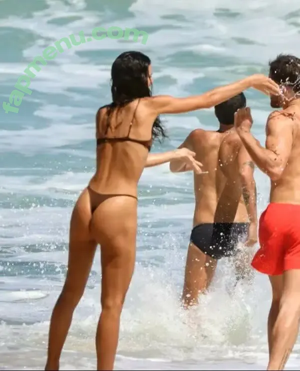 Bruna Marquezine nude photo #1099 (brumarquezine / brunamarquezine)