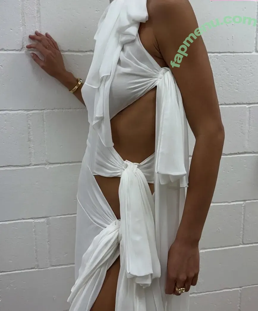 Bruna Marquezine nude photo #1150 (brumarquezine / brunamarquezine)