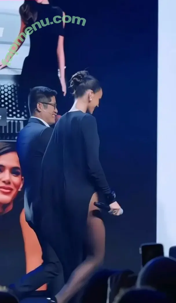 Bruna Marquezine nude photo #1155 (brumarquezine / brunamarquezine)