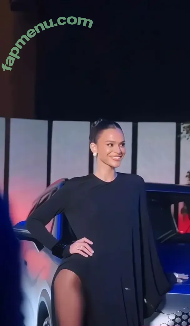 Bruna Marquezine nude photo #1159 (brumarquezine / brunamarquezine)