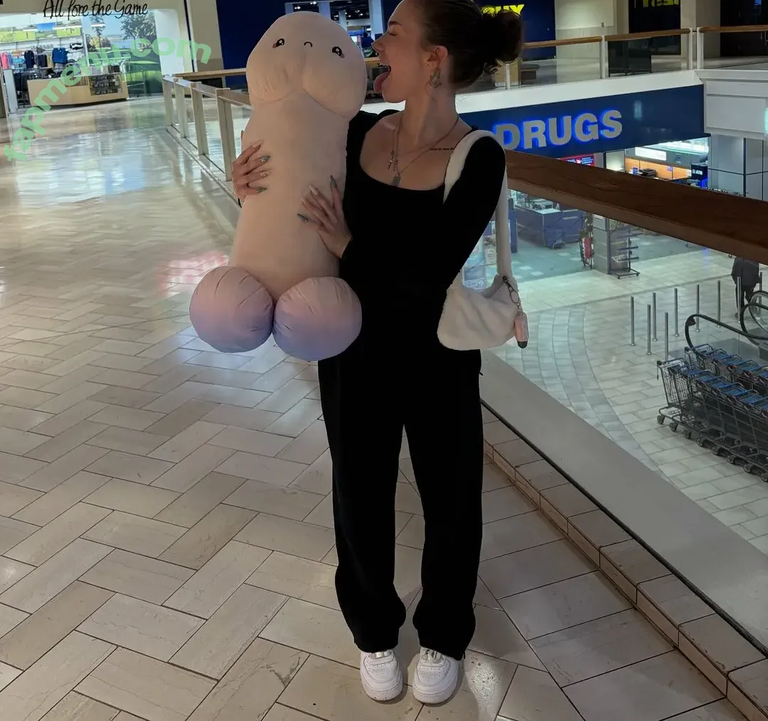 Brunettebhabie nude photo #0004 (brunettebarbie.ve)