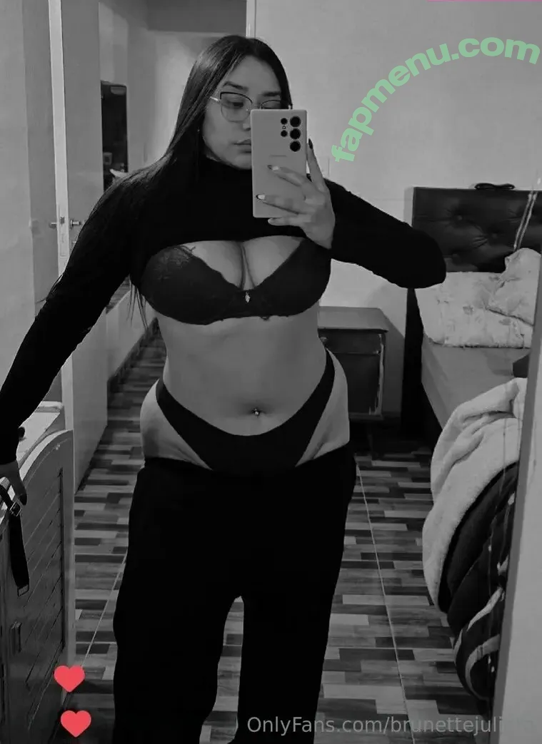 brunettejulieta nude photo #0003 (brunettejuliettee)