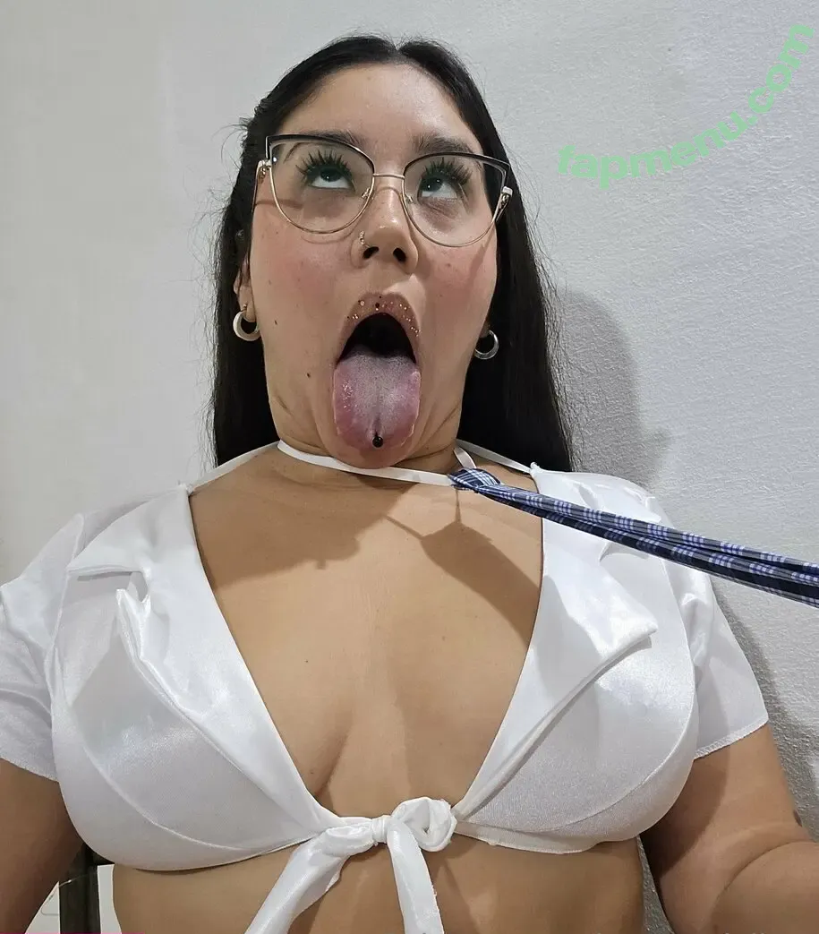 brunettejulieta nude photo #0035 (brunettejuliettee)