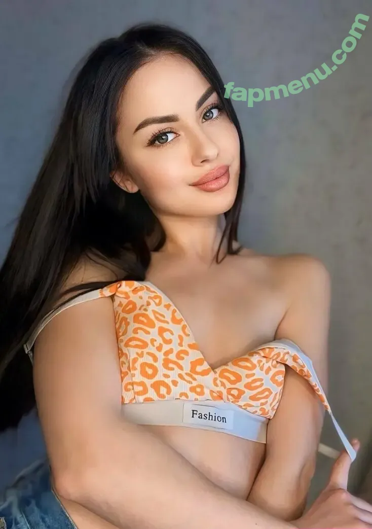 brunettestella nude photo #0016 (brunettestella)