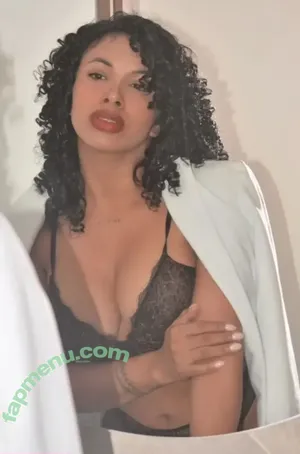 Brunettexio / brunetttexo nude photo #0001