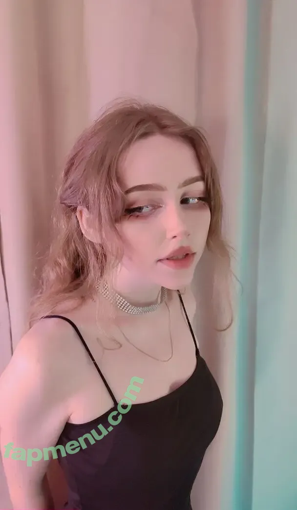 brusnic4ka nude photo #0034 (brusnic4ka)