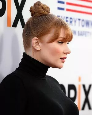 Bryce Dallas Howard / brycedhoward nude photo #0473