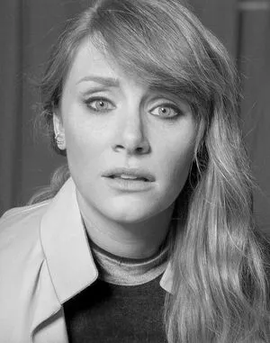 Bryce Dallas Howard / brycedhoward nude photo #0668