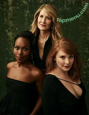 Bryce Dallas Howard / brycedhoward nude photo #0953