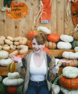 Bryce Dallas Howard / brycedhoward nude photo #0956