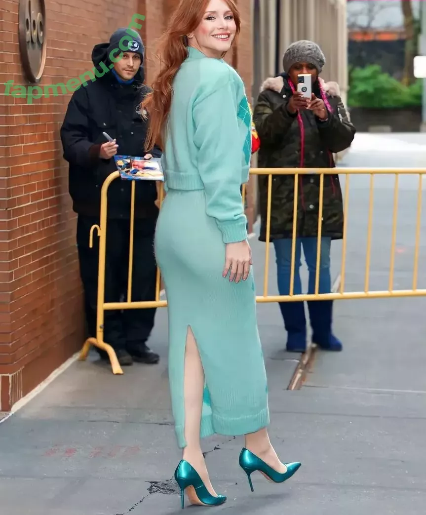 Bryce Dallas Howard nude photo #0505 (brycedhoward)