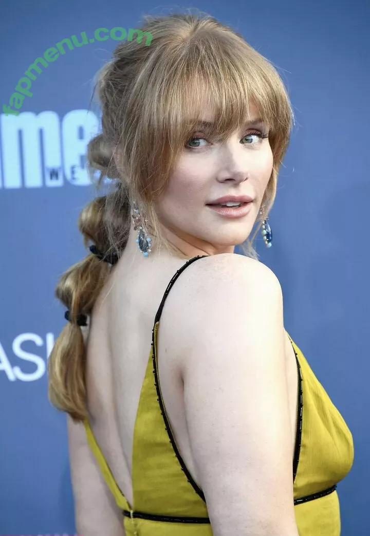 Bryce Dallas Howard nude photo #0914 (brycedhoward)