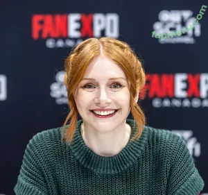 Bryce Dallas Howard / brycedhoward nude photo #1035