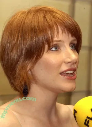Bryce Dallas Howard / brycedhoward nude photo #1092