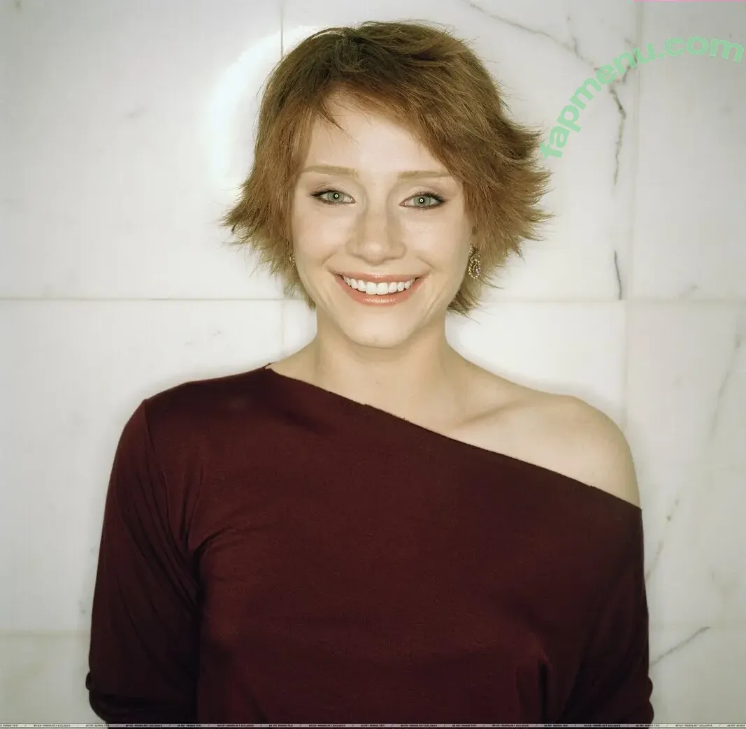 Bryce Dallas Howard nude photo #1013 (bryce_dallas_howard / brycedhoward)