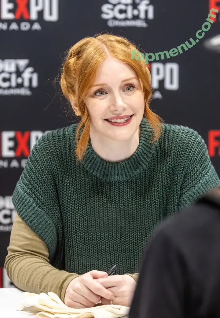 Bryce Dallas Howard nude photo #1026 (bryce_dallas_howard / brycedhoward)