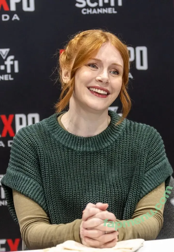 Bryce Dallas Howard nude photo #1027 (bryce_dallas_howard / brycedhoward)