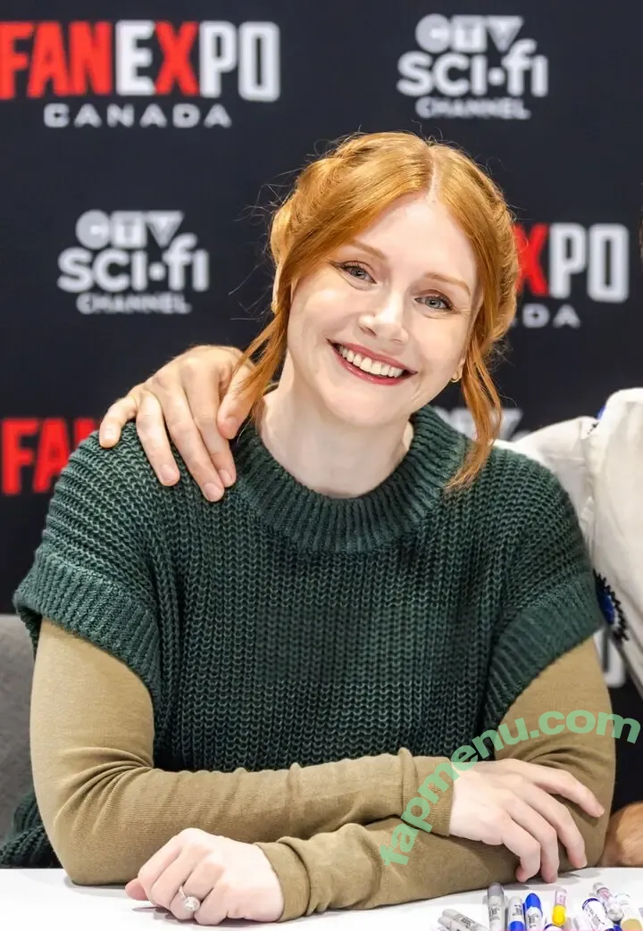 Bryce Dallas Howard nude photo #1032 (bryce_dallas_howard / brycedhoward)